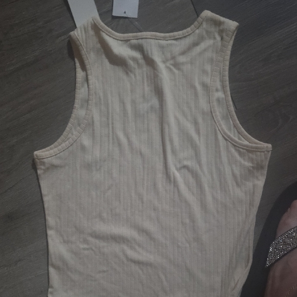 Beige Ribbed Tank Top - Picture 4 of 4